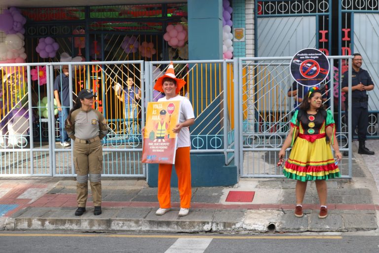 Ações educativas no trânsito marcam a volta às aulas da rede particular de ensino