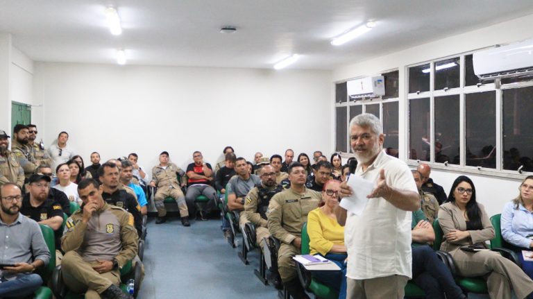 Prefeitura promove reunião de alinhamento e planejamento com agentes de trânsito
