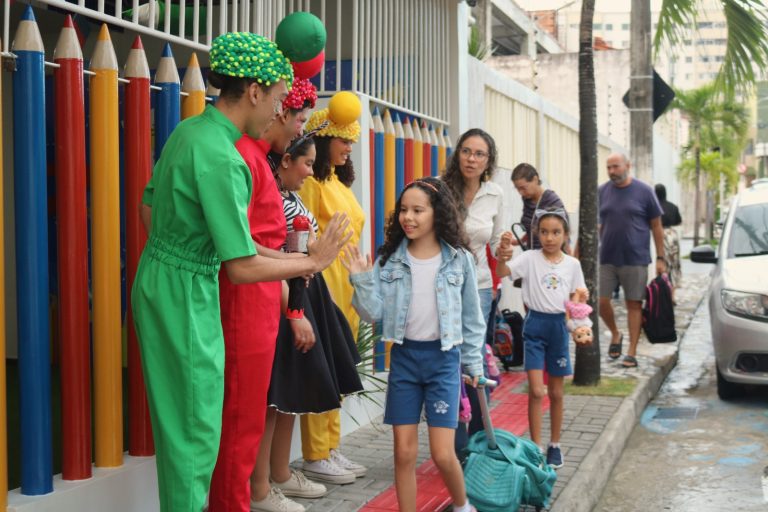 Prefeitura realiza ações de educação para o trânsito durante volta às aulas da rede particular
