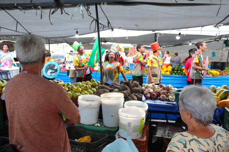 População aprova ação educativa da SMTT para conscientização no trânsito durante o Carnaval