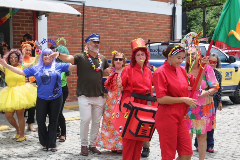 Bloco da SMTT leva alegria e integração aos servidores em manhã de confraternização