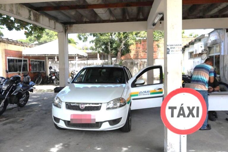 SMTT realiza 200 vistorias em táxis e transportes escolares no mês de janeiro